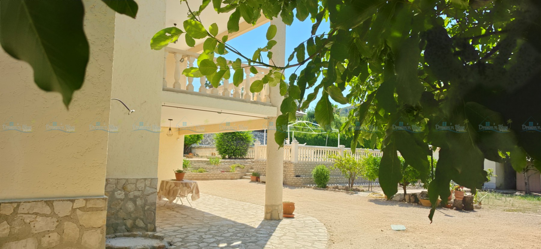 Villa for sale in Ontinyent