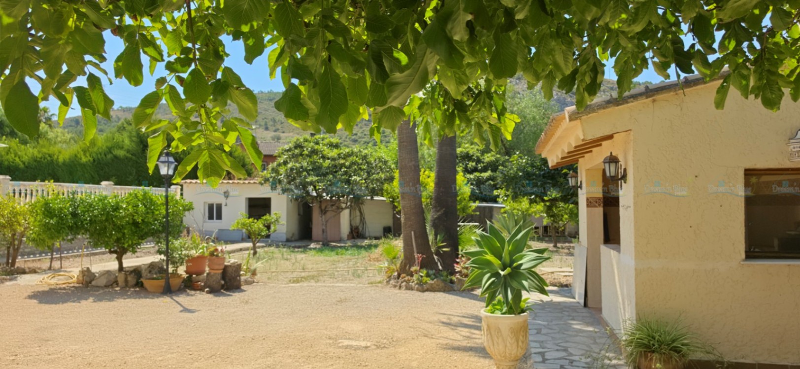 Villa for sale in Ontinyent
