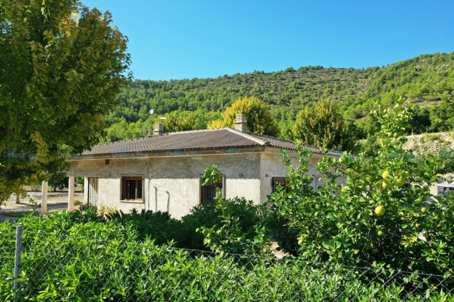 Villa for sale in Aielo de Malferit