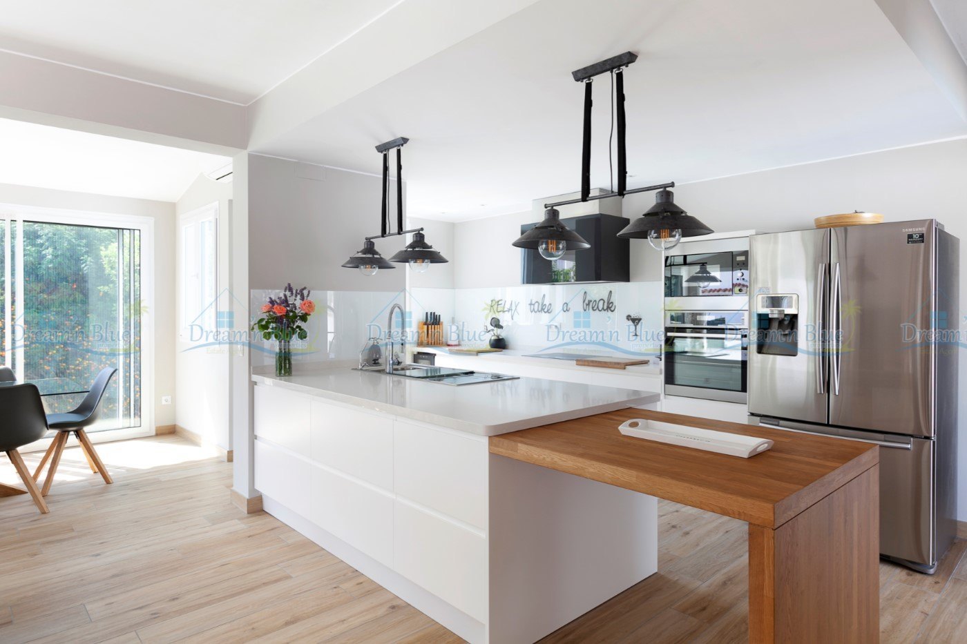 Seasonal Let in Denia