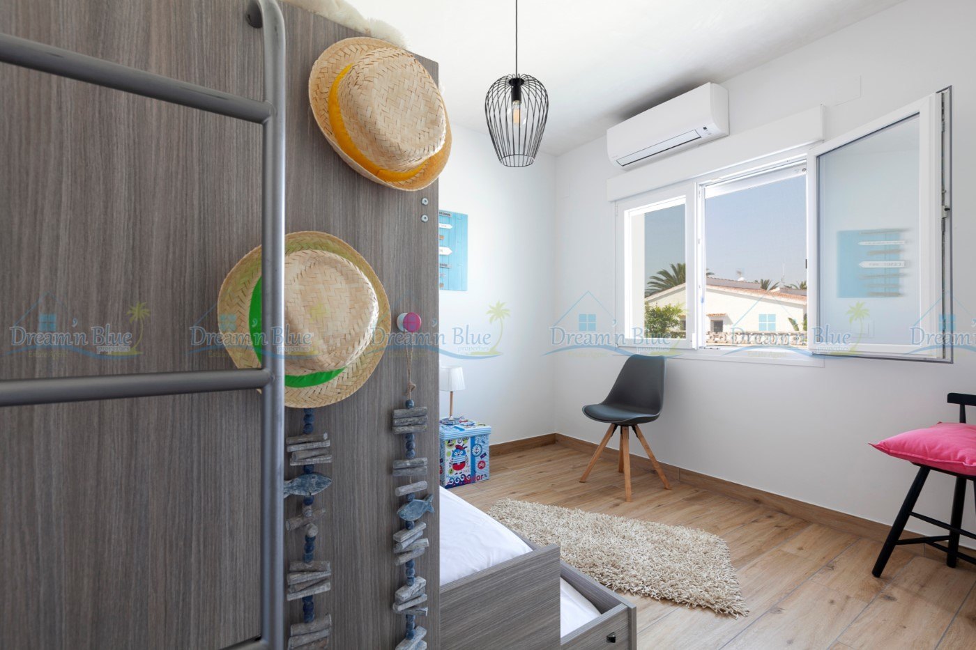 Seasonal Let in Denia