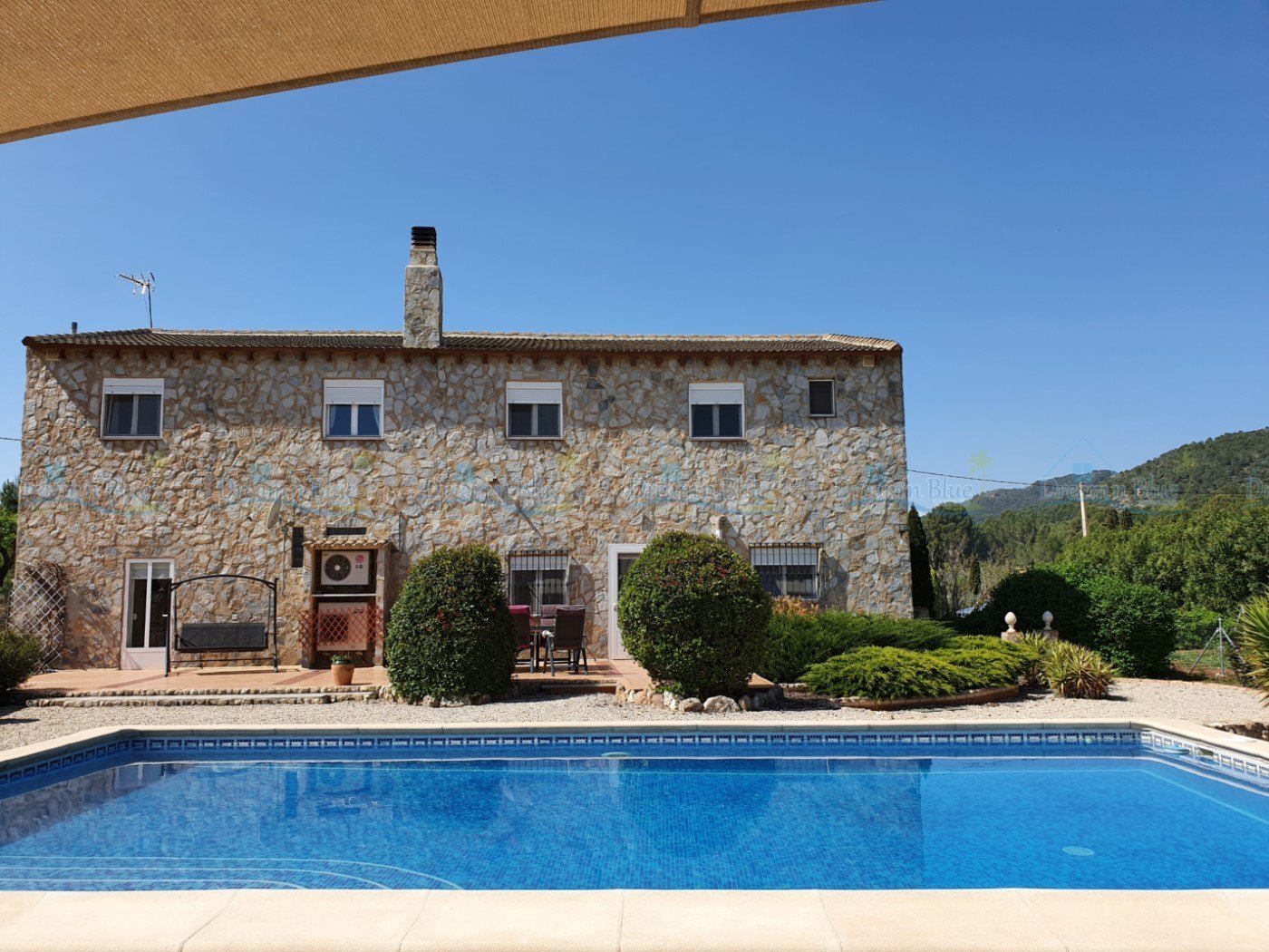 Villa for sale in L'Olleria