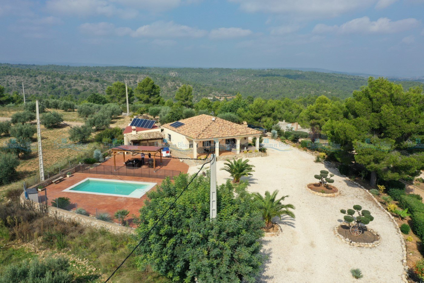 Villa en venta en Chella (Valencia)